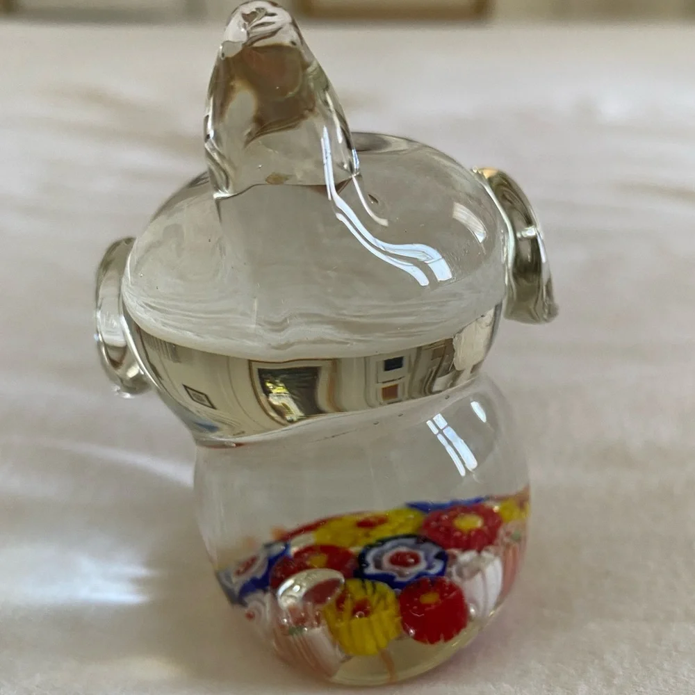 Hand Blown Art Glass Elephant Figurine with Millefiori Base, unsigned. - Picture 3 of 8